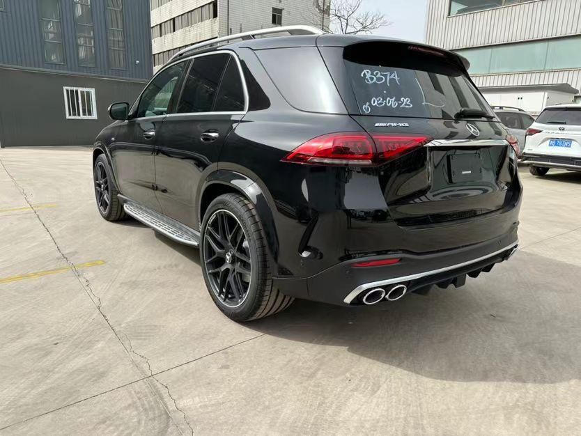 奔驰gle5330t港口报价行情90万起