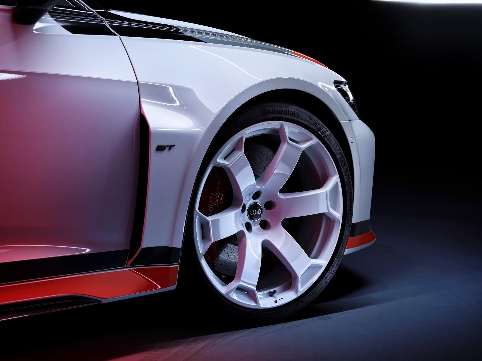 全球限量660台中国6，全新奥迪RS 6 Avant GT全球首秀