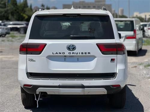 丰田兰德酷路泽lc300gr car_0_0_20108b6cd6384470b6f1621df610ebe7.jpg