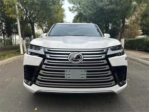 car_0_0_6666c03984ee442e91b47b95660bb891.jpg