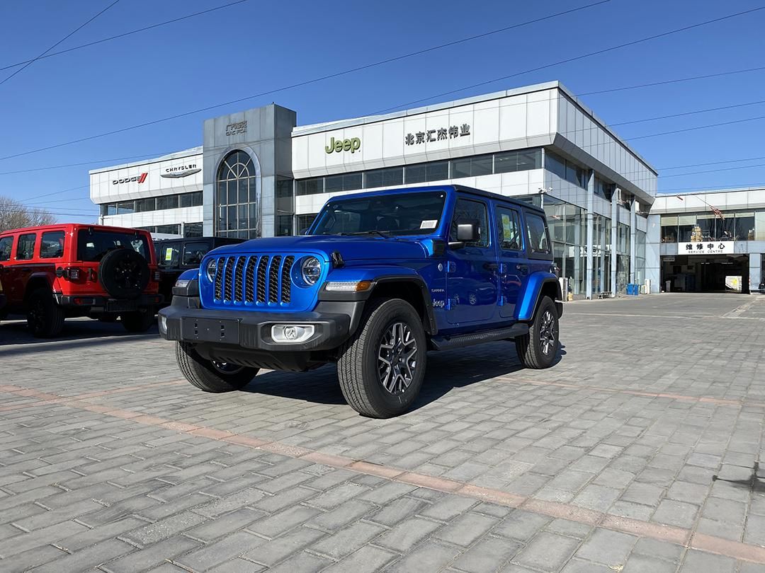 北京jeep4s店 老款牧马人混动版清仓落地455万