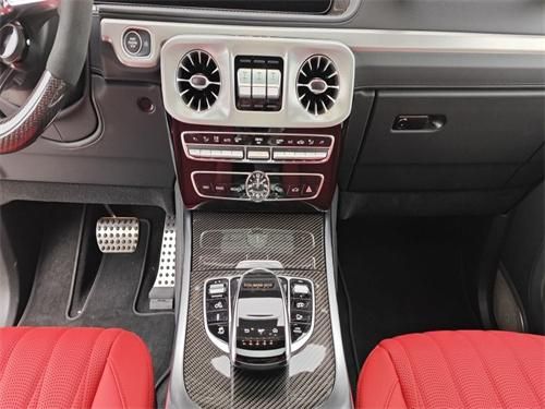 24款奔驰g63促销进行中230万起售