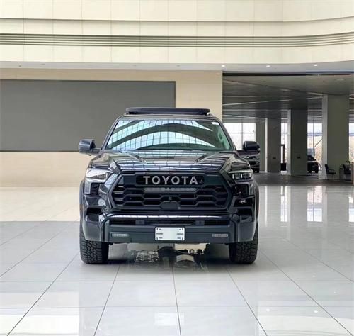 丰田红杉35tt混动版现车价格89万起