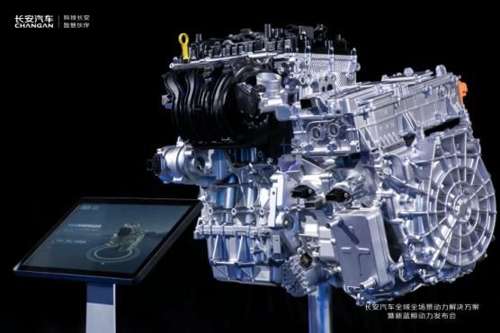 风向标变了！长安新蓝鲸动力领航，谁还敢来战？
