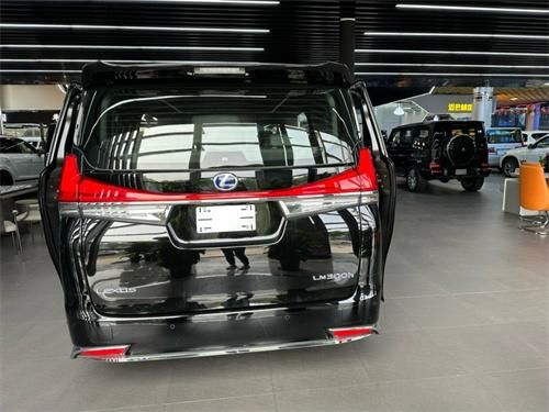 23款雷克萨斯商务雷尔法lm300h本月售价129万提车优惠