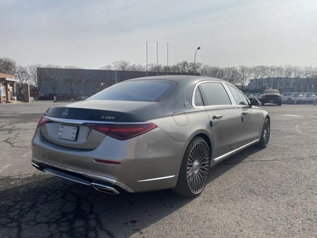 新款amg奔驰迈巴赫s580现车美规进口迈巴赫最新报价解析