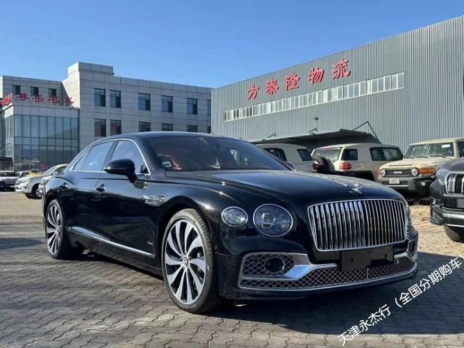 23款宾利飞驰40tv8欧规雅度黑红现车报价338万