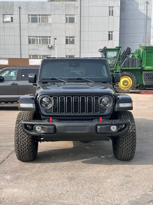 0t四门 罗宾汉 现车优惠力度大