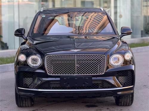 23款宾利添越油混30tv6含税落地价优惠20万