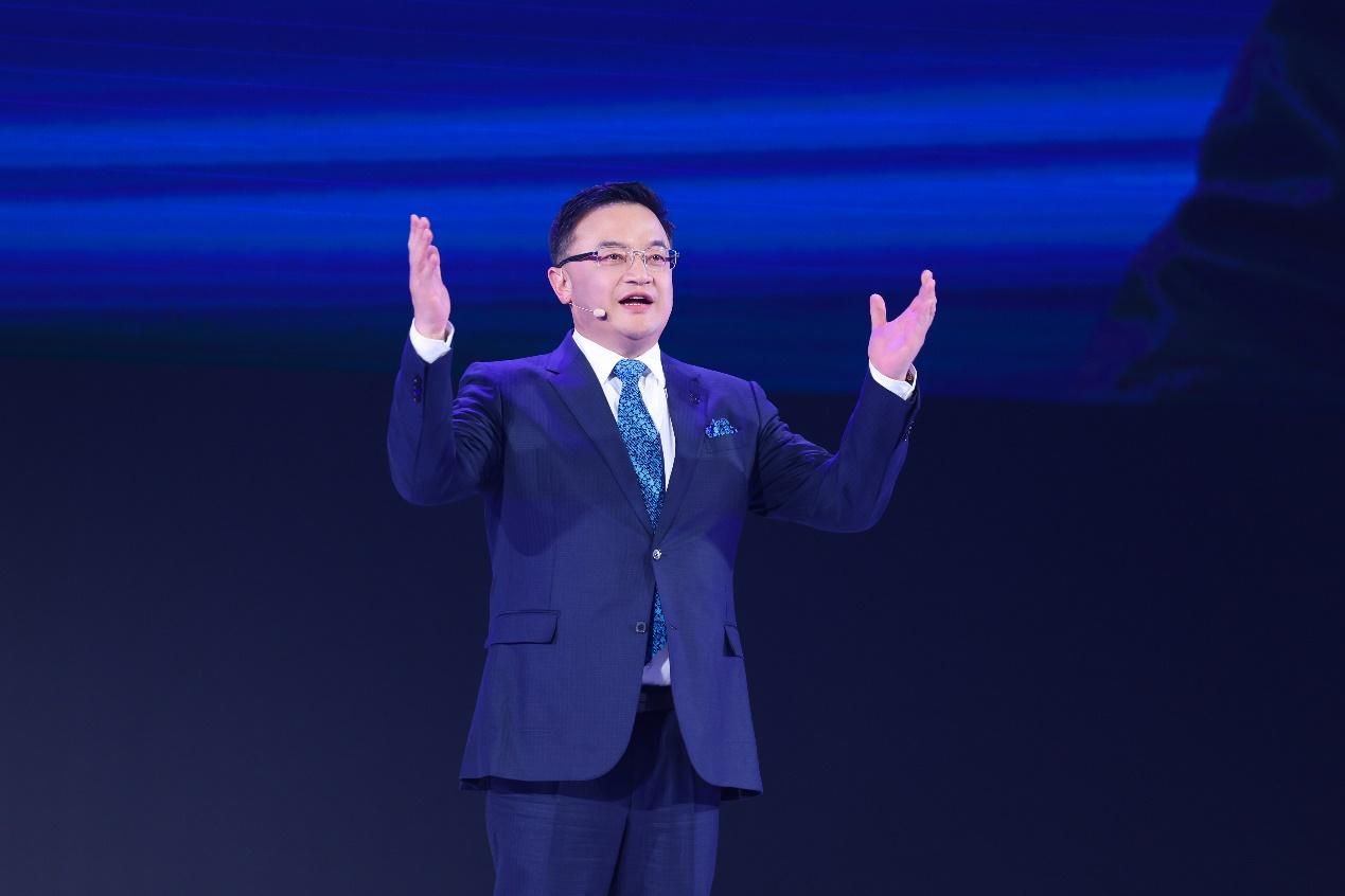 首款搭载马赫电混PHREV的东风风神L7正式发布