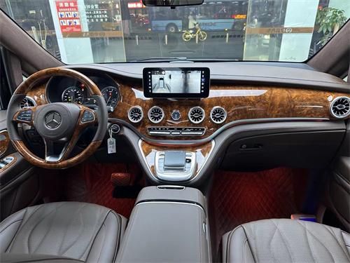 奔驰威霆改装报价 商务车改装源头厂家 内饰外观一站式升级