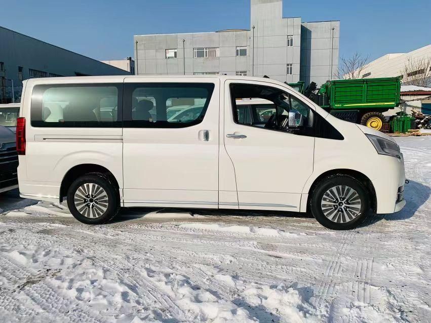 丰田格兰维亚35l最新报价行情528万