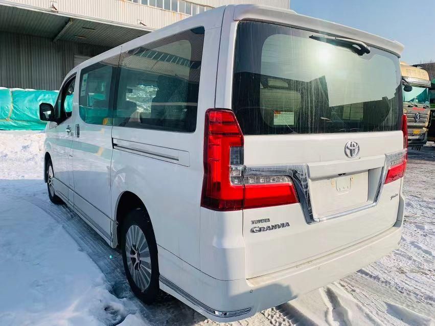 丰田格兰维亚35l最新报价行情528万