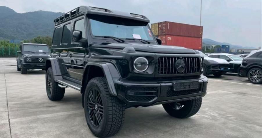 24款奔驰g63 4×4平方天津港口现车全国落户上牌最低价格
