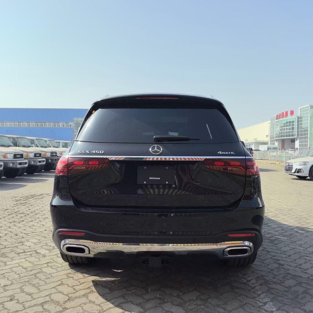 24款奔驰gls450天津港30t带大柏林最低售价黑棕订金直发全国