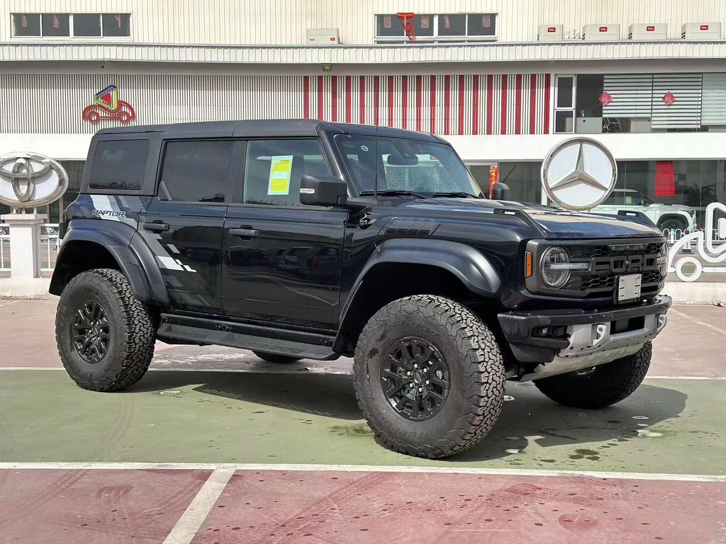 24款加版烈马猛禽版30t蓝黑满配天津现车报价120万