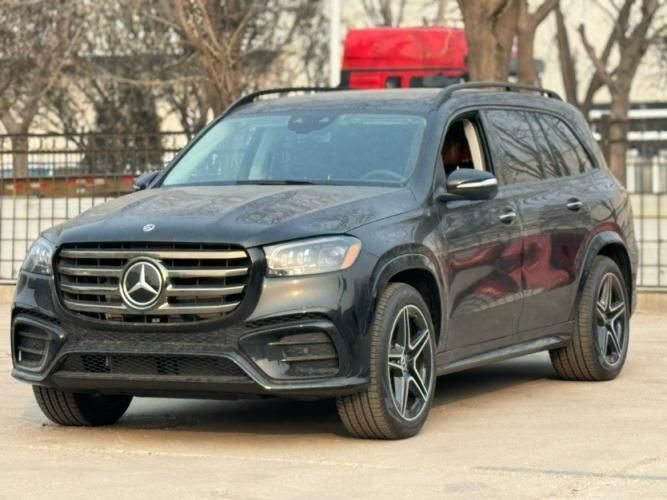 24款奔驰gls450天津港现车销售100余万