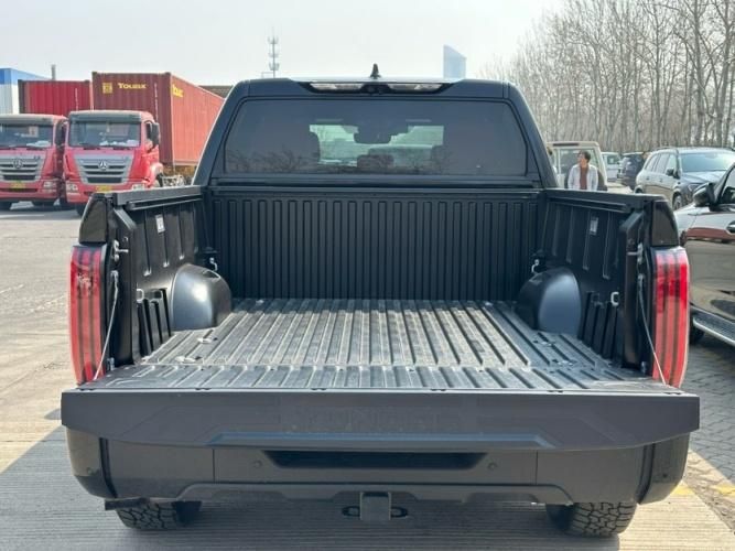 24款丰田皮卡坦途 3.5T 混动 最新报价及图片