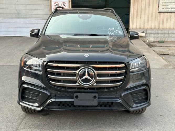 24款美规奔驰gls450现车最新报价及图片