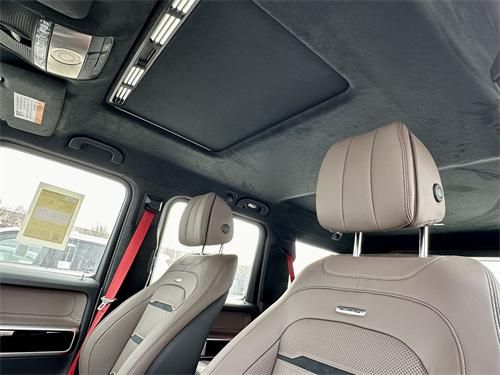 24款韩版奔驰G63 4.0T V8最新售价220万落地价优惠 