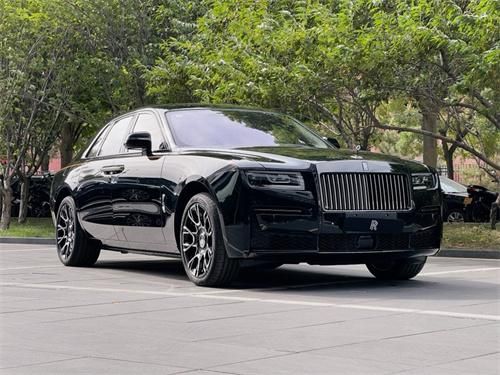 24款劳斯莱斯古思特6.7T Black Badge含税本月落地价优惠22万起