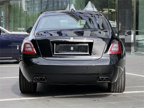 24款劳斯莱斯古思特6.7T Black Badge含税本月落地价优惠22万起