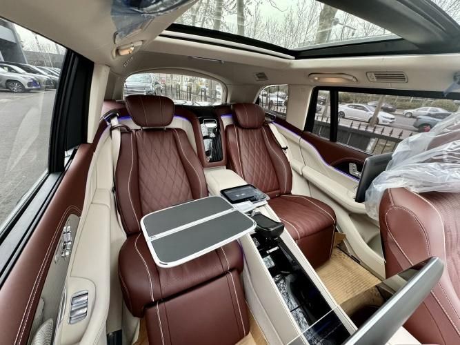 24款奔驰迈巴赫gls600 平行进口美规最新报价及图片