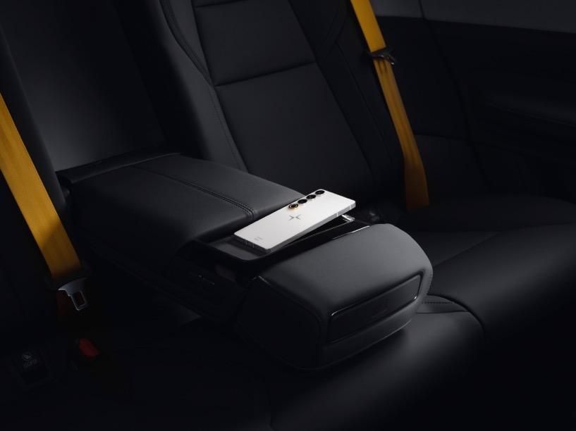 双星璀璨  Polestar极星加入车手互联生态圈