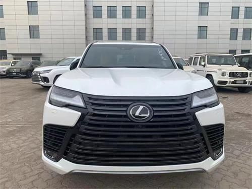 car_0_0_a1fda64b3ad443818538f5bc4cca54f2.jpg