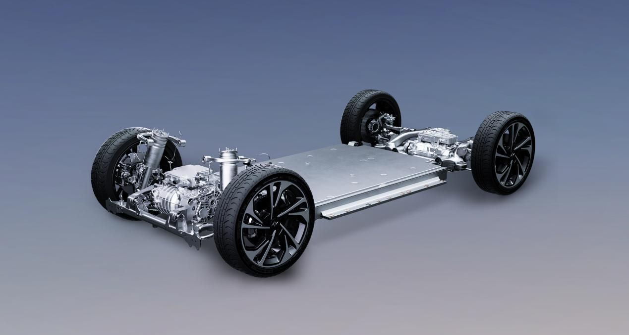 家庭智能大型SUV eπ008预售五小时订单破万