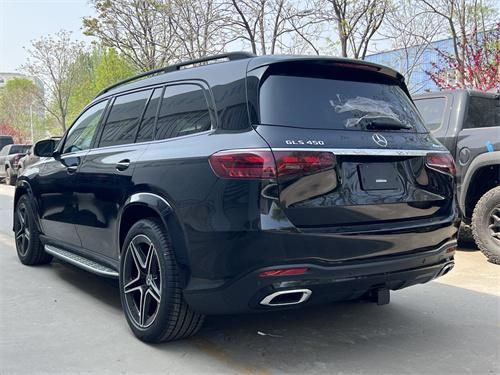 24款美版奔驰gls450本月仅售100万起全国落户