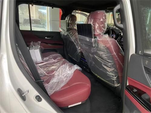 23款中东版雷克萨斯LX600签名版现车价格优惠
