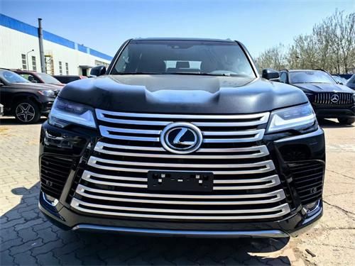 car_0_0_2c67bed51e234c1dbae644bcadac5f46.jpg