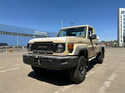 24款酷路泽lc79单排4.0手动汽油现车真实优惠价