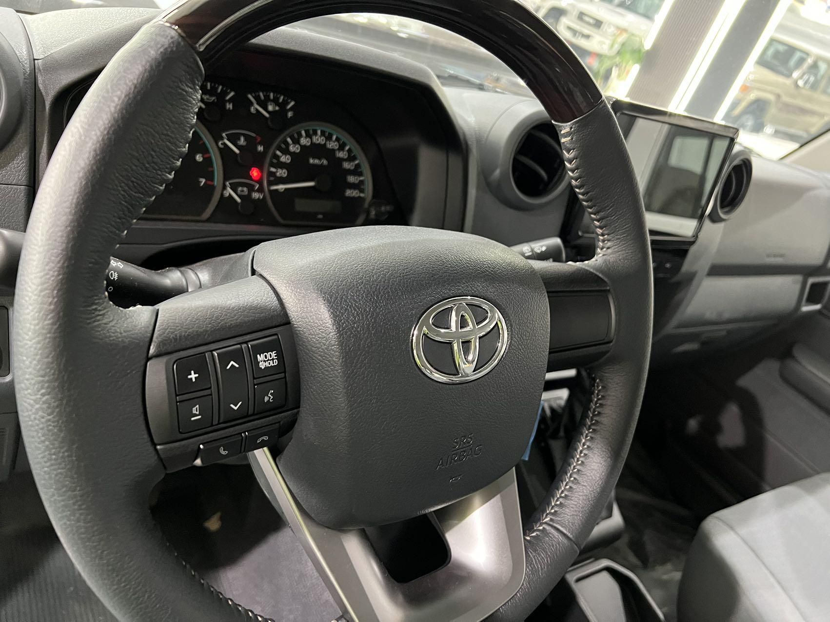 24款丰田lc76自动挡4.0汽油版天津港已现车最低售价