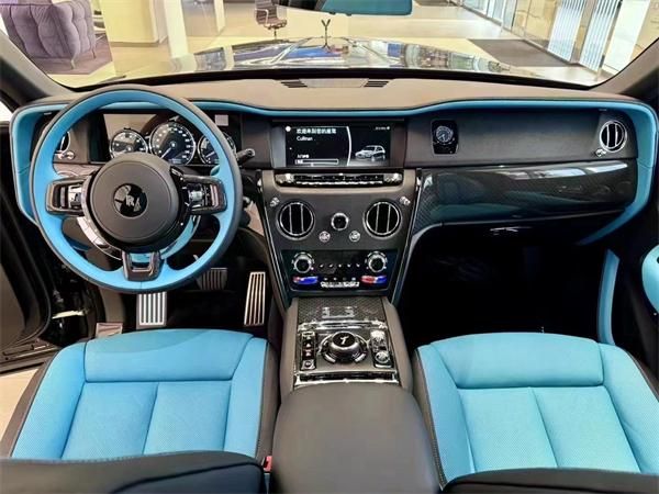 24款劳斯莱斯库里南BB版完美配色底价出