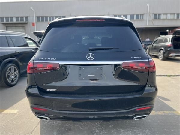 24款奔驰gls450现车100万高配详解 可分期