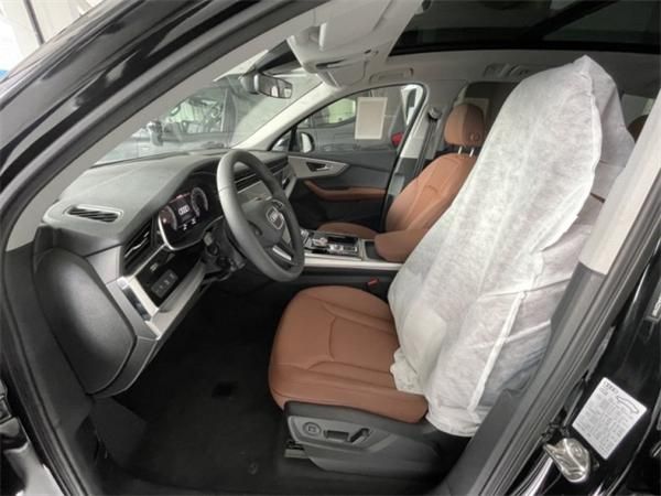 24款奥迪Q7全新升级热卖车型直降10万