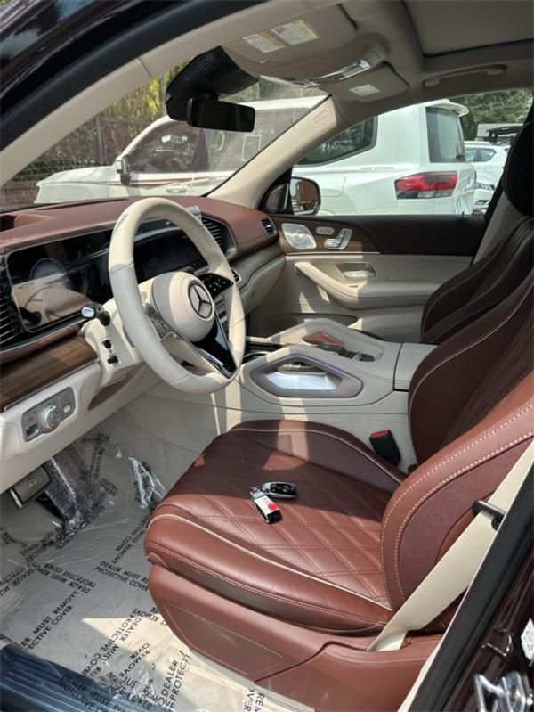 24款奔驰迈巴赫GLS600全新改款现车270万