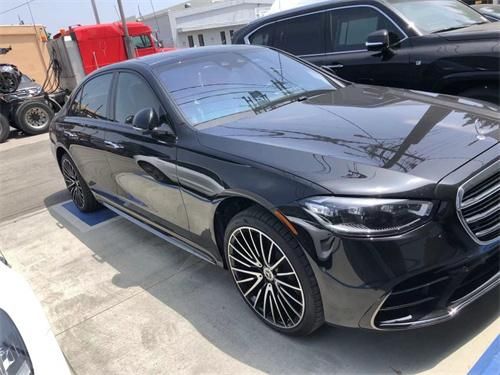 24款美规奔驰s500 3.0t四驱长轴本月优惠5万支持全国