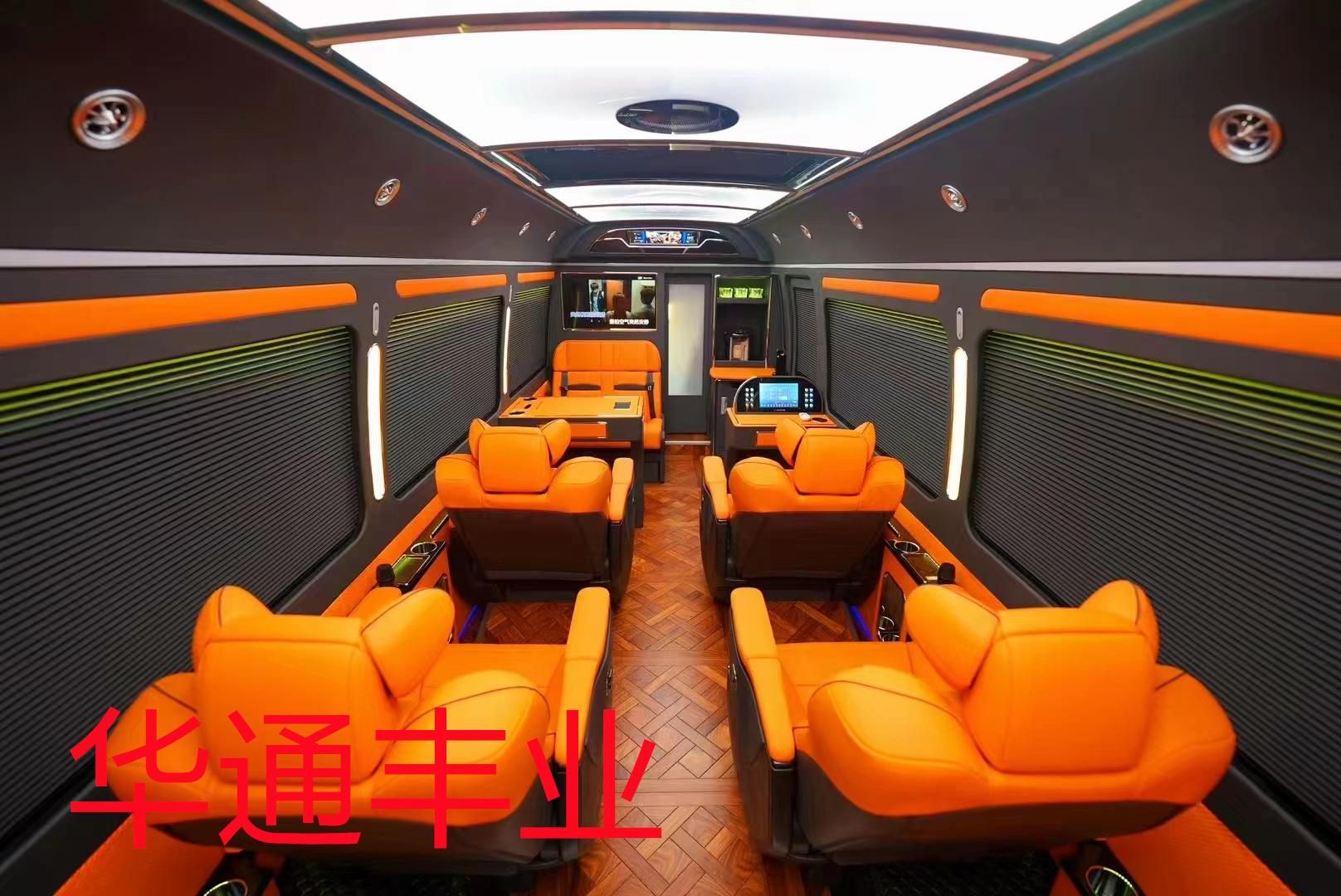 云南丰田考斯特4s店12座现车优惠多少钱