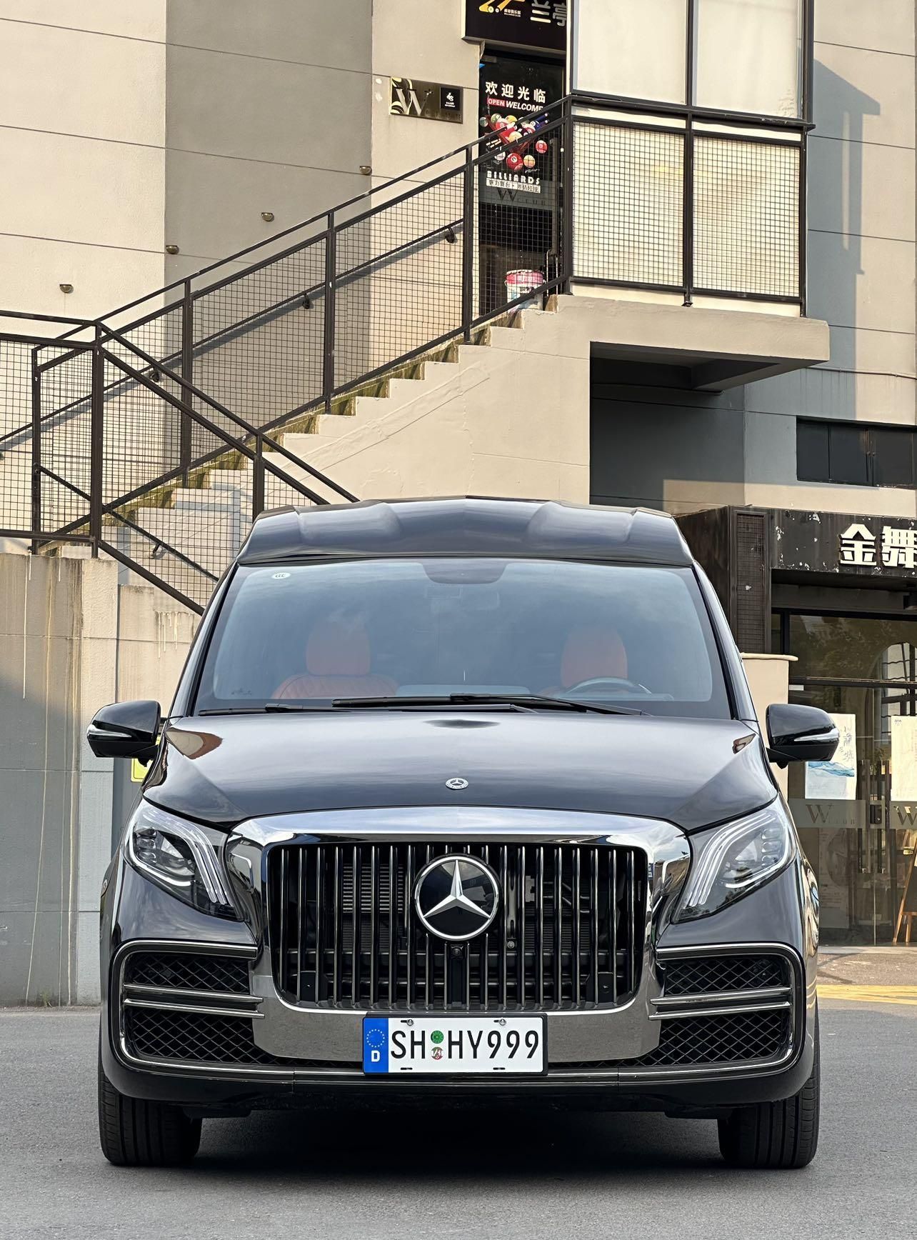 奔驰威霆，豪华与实用结合的顶级MPV