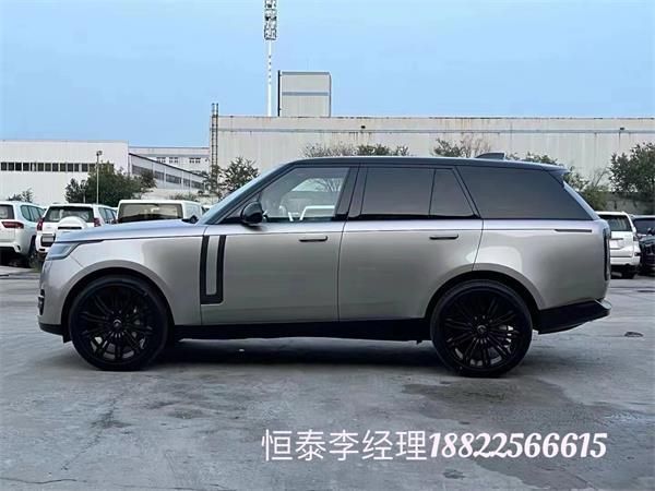 尊崇之选，卓越登场——24 款加版路虎标轴 SE