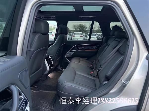 尊崇之选，卓越登场——24 款加版路虎标轴 SE