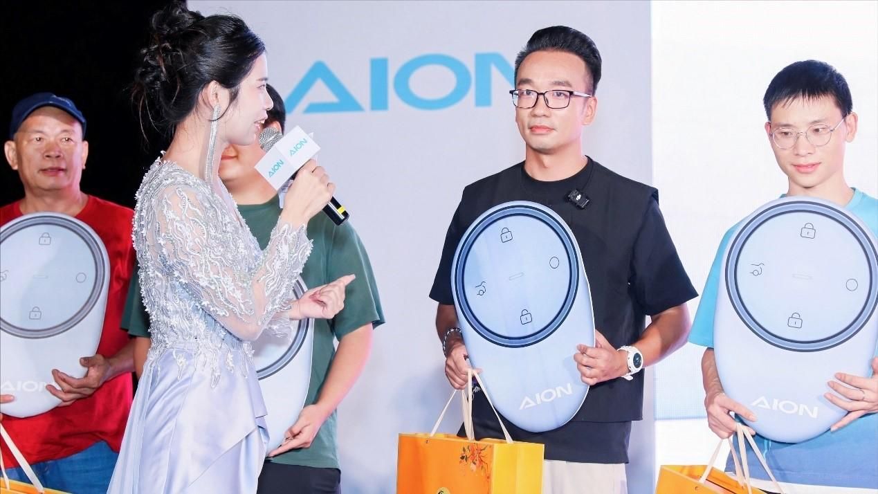 广佛车主抢鲜提车，排产超2万台，埃安霸王龙火热交付中