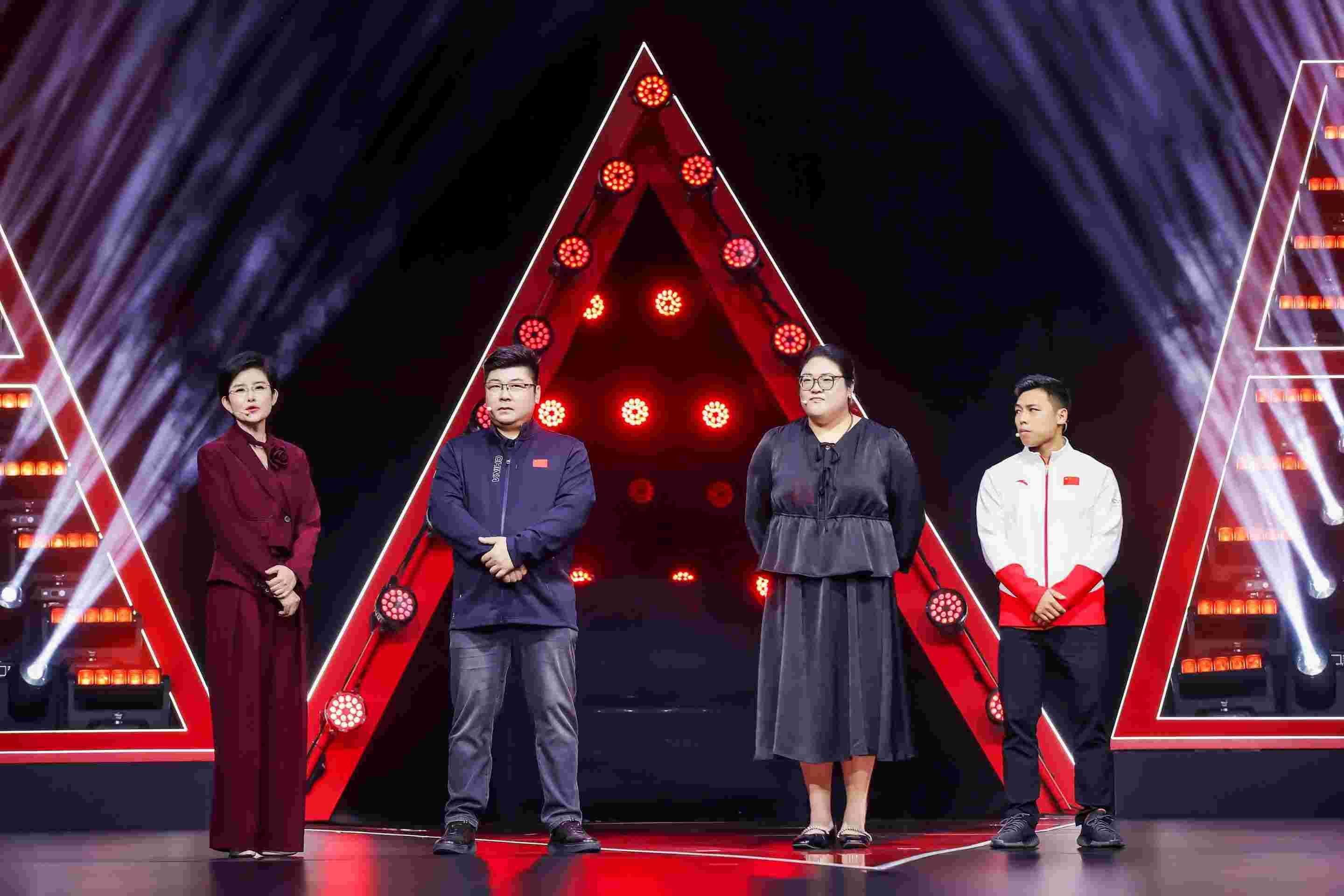 五菱携手央视举办致敬奋斗者大会，点燃国民奋斗新活力