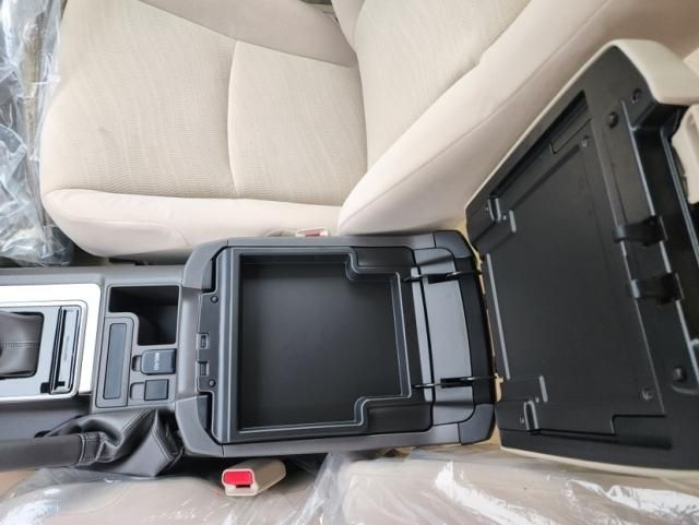 平行进口丰田霸道4000配置颜色内饰详细报价参考