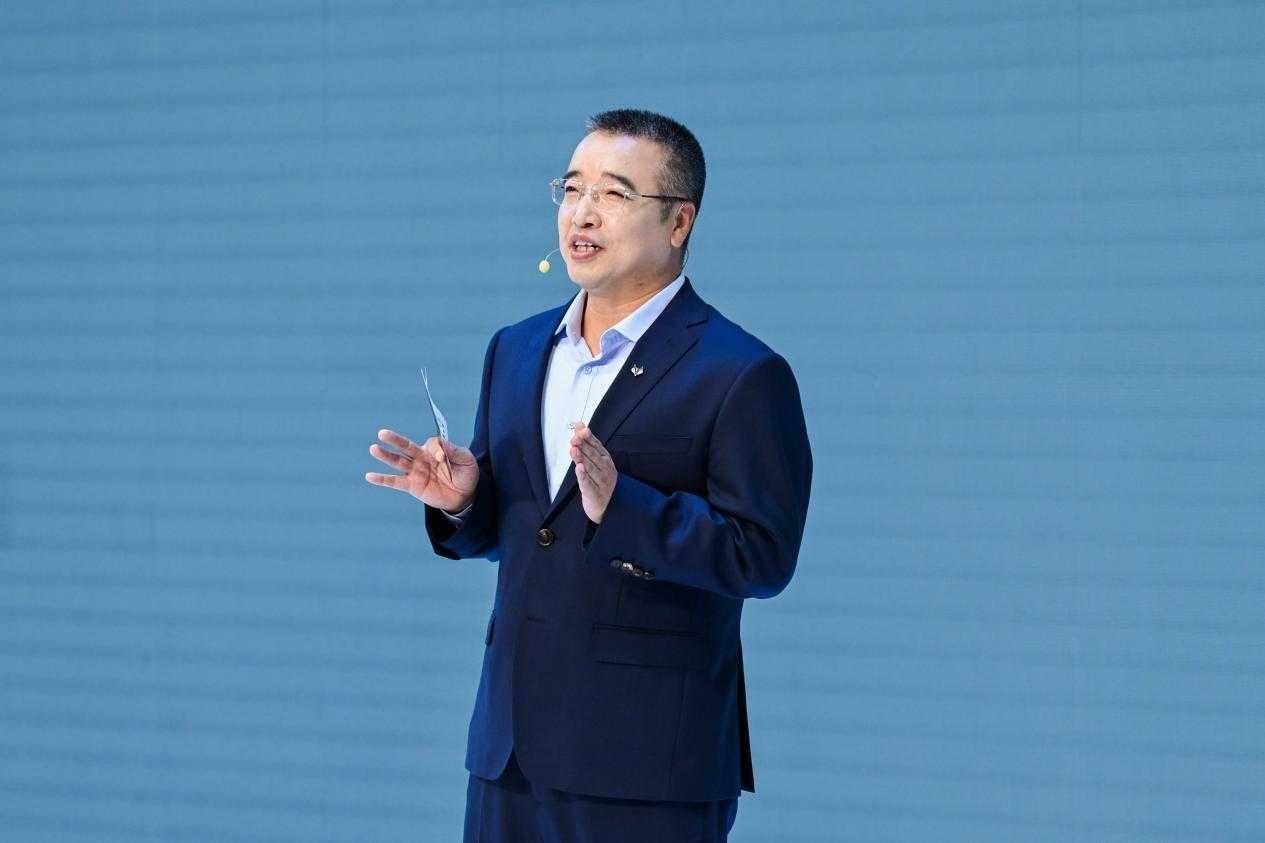 极狐新阿尔法T5正式上市，起售价仅需12.38万！