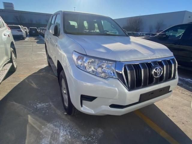 平行进口丰田霸道4000配置颜色内饰详细报价参考