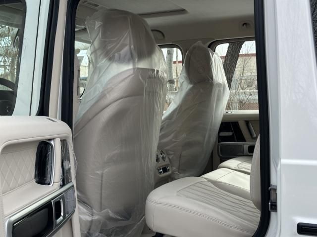 每日好车推荐梅赛德斯奔驰G63 AMG 4x4² 到底为何如此昂贵